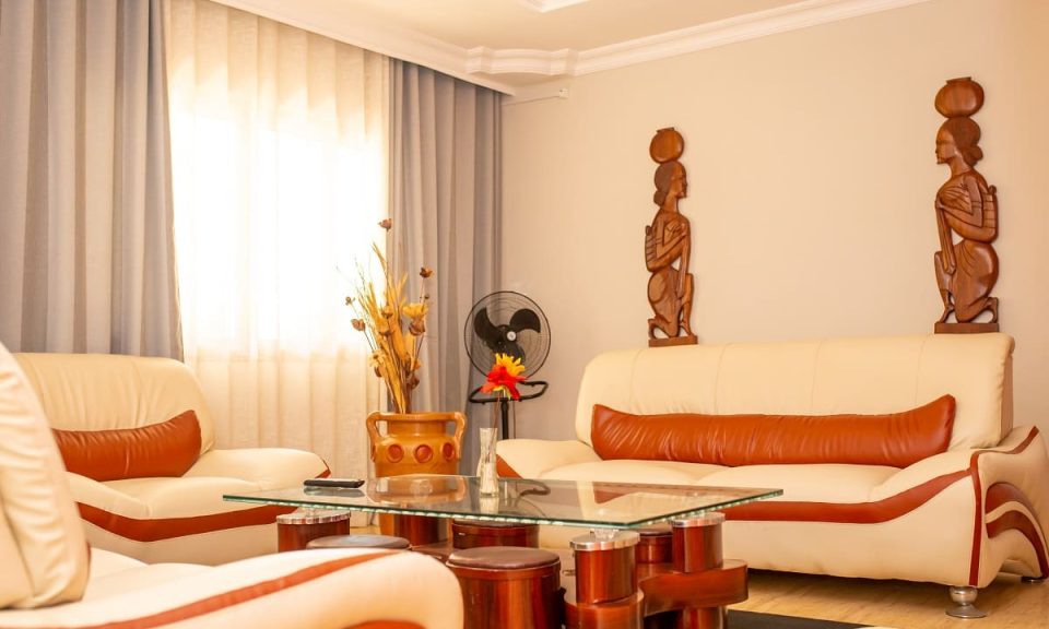 canape-suite-vue-jardin-hotel-victory-tulear-madagascar