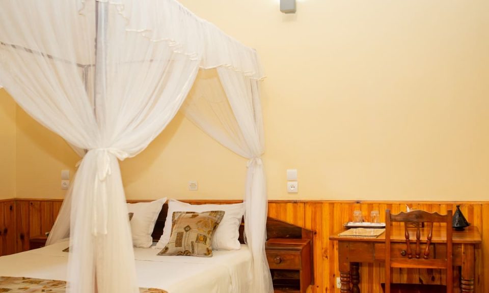 chambre-double-confort-hotel-victory-tulear-madagascar