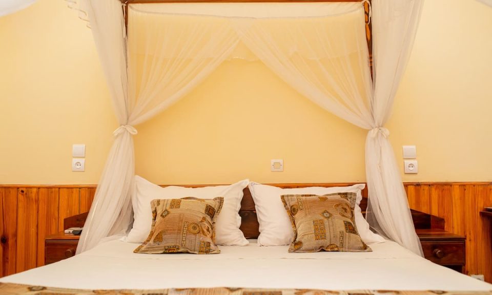 chambre-double-confort-hotel-victory-tulear-madagascar