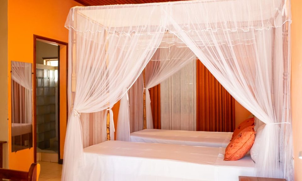 lit-chambre-double-standard-hotel-victory-tulear-madagascar
