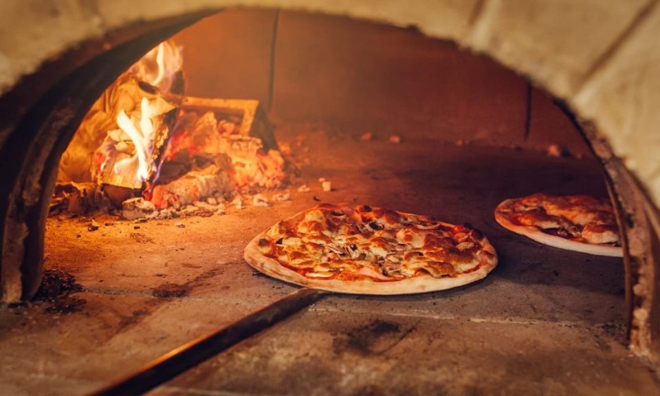 pizza-feu-de-bois-hotel-victory-tulear-madagascar