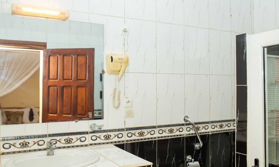 salle-de-bain-chambre-double-confort-hotel-victory-tulear-madagascar